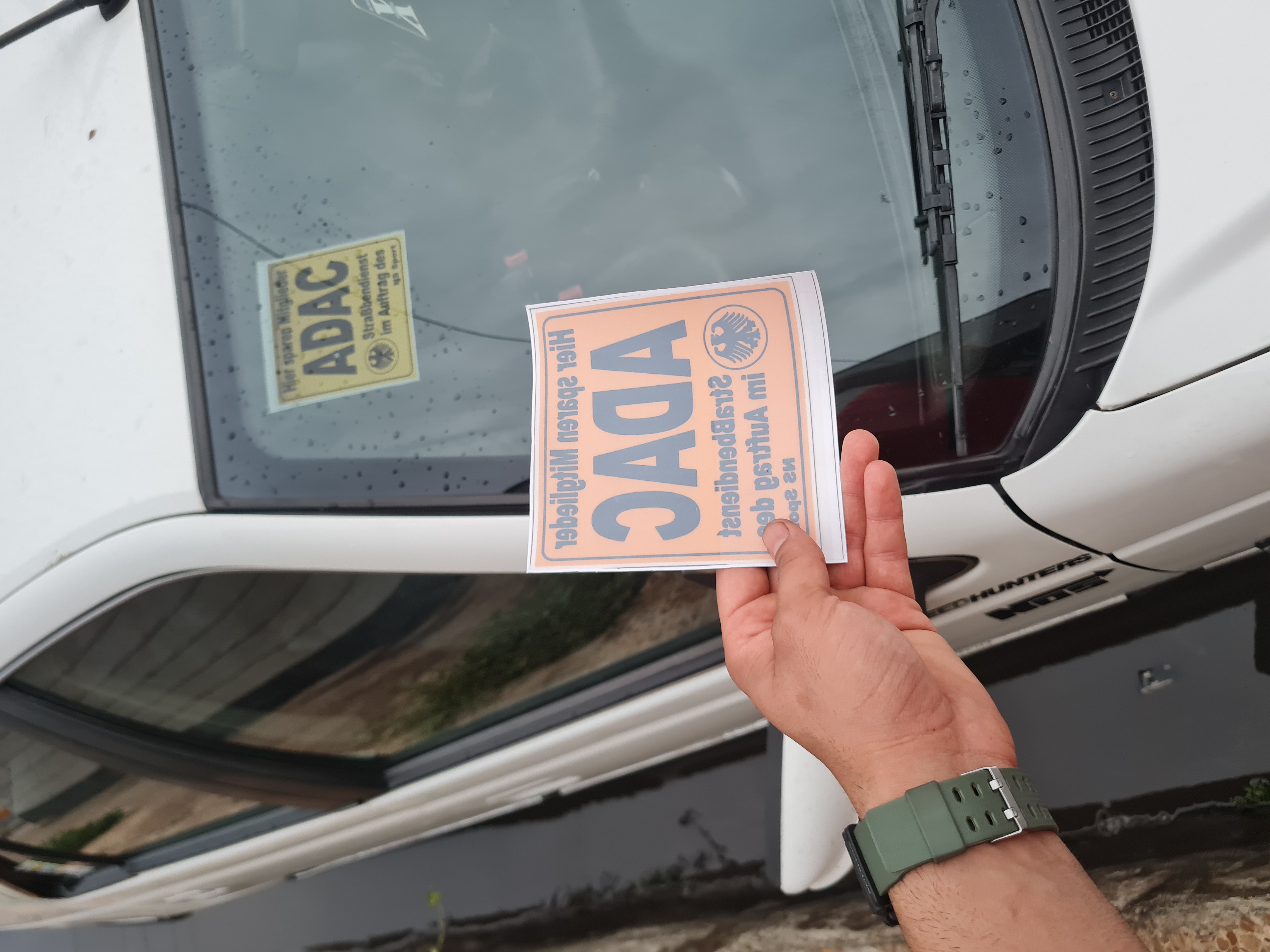 استیکر رو شیشه طرح ADAC